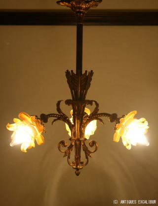 Ceiling Light (CL8)