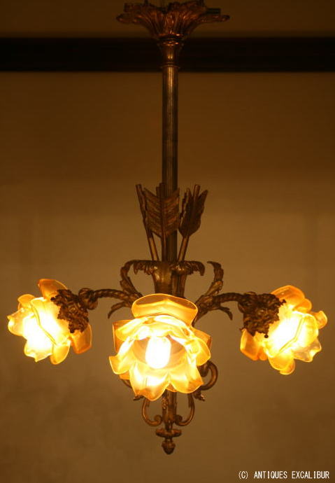 Ceiling Light (CL8)